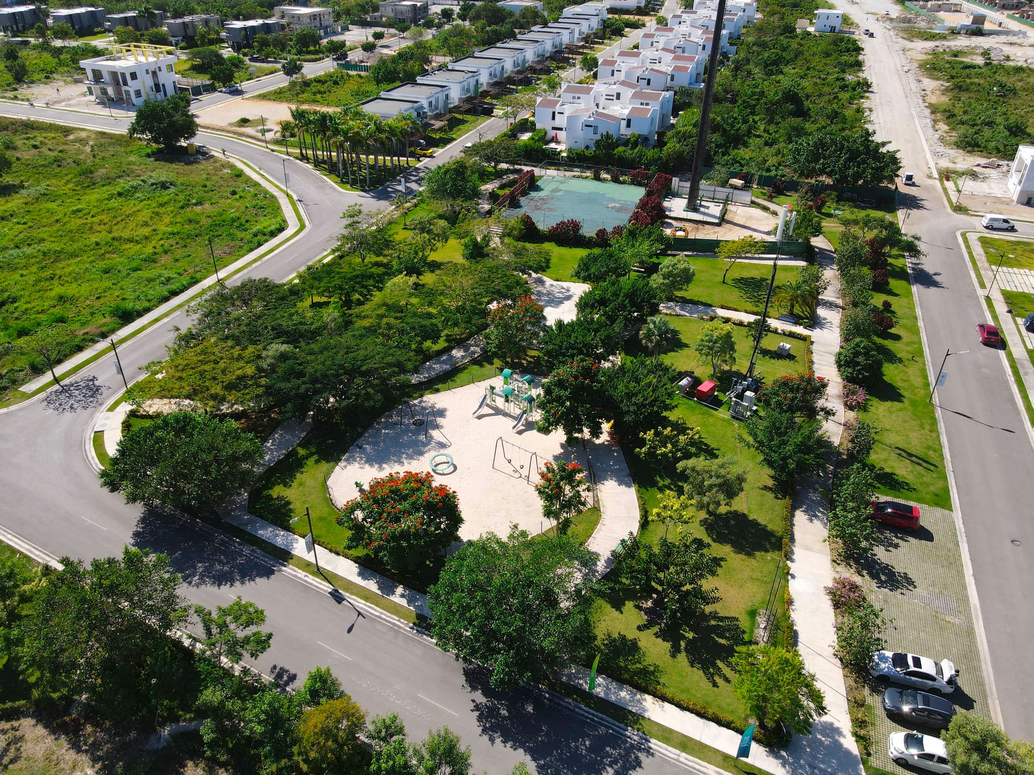 PARQUE
PASEO
DEL
SENDERO